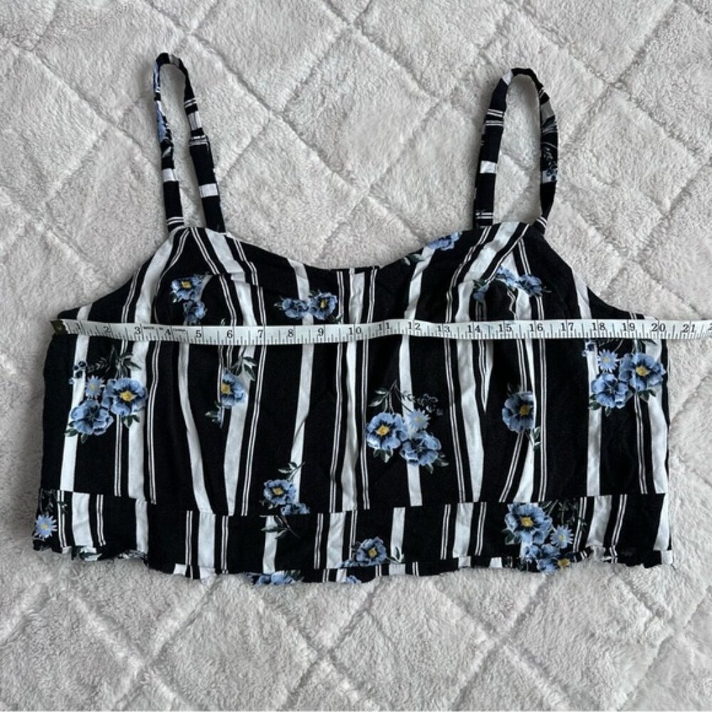 Torrid | Black Floral Stripe Culotte Crop Spaghetti Strap Tank | Size 3X - Picture 9 of 10